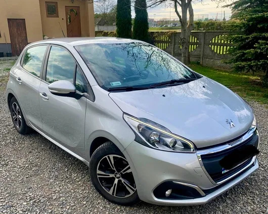 samochody osobowe Peugeot 208 cena 27000 przebieg: 118000, rok produkcji 2015 z Nowe Miasto Lubawskie